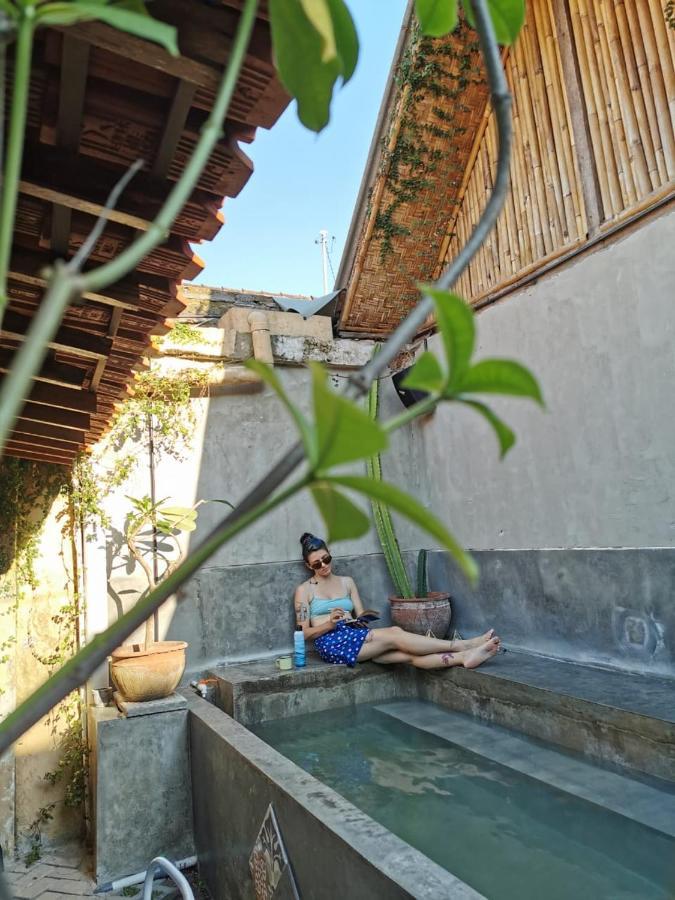 Sela Stay Jogjakarta Buitenkant foto