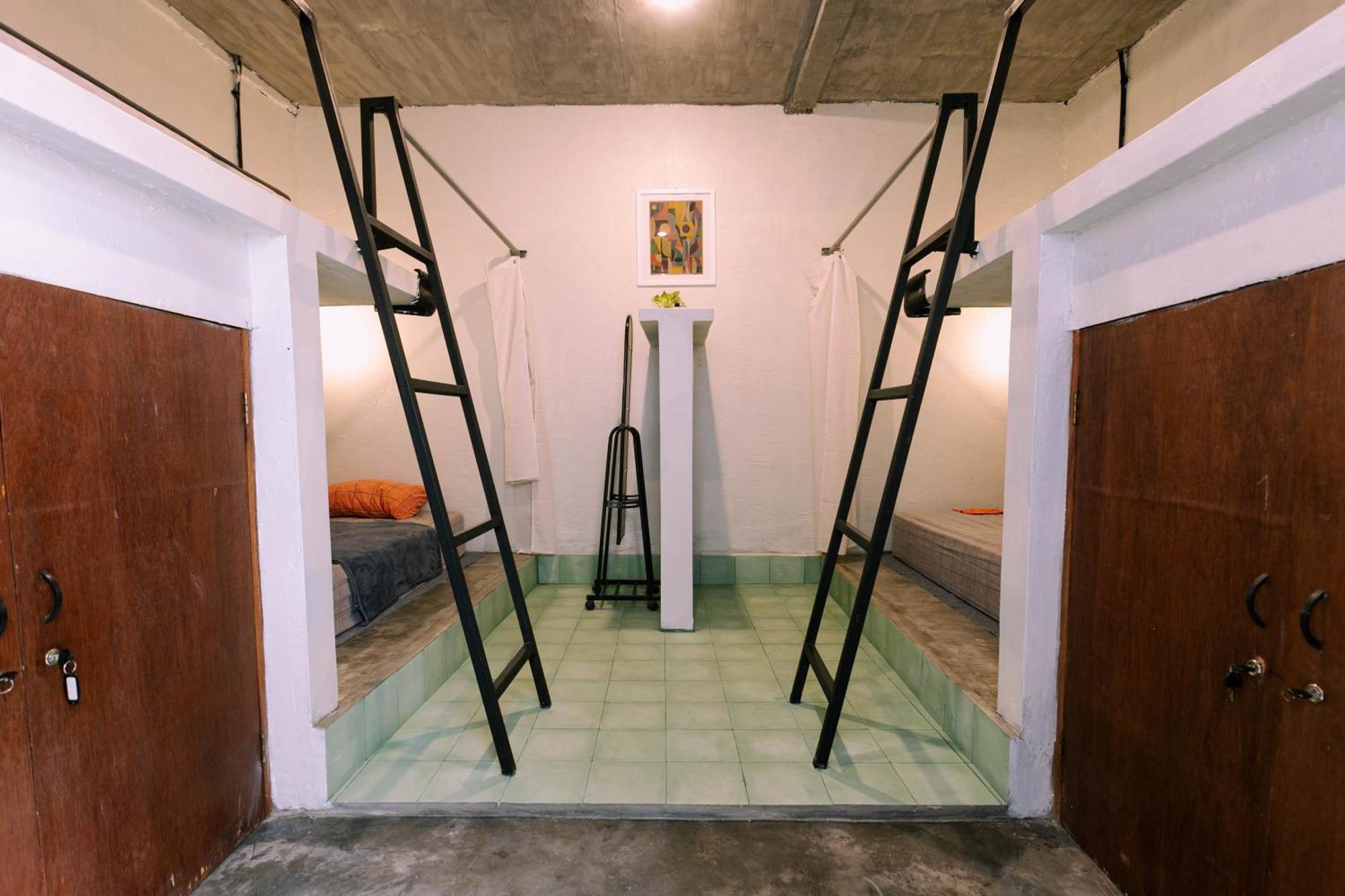 Sela Stay Jogjakarta Buitenkant foto