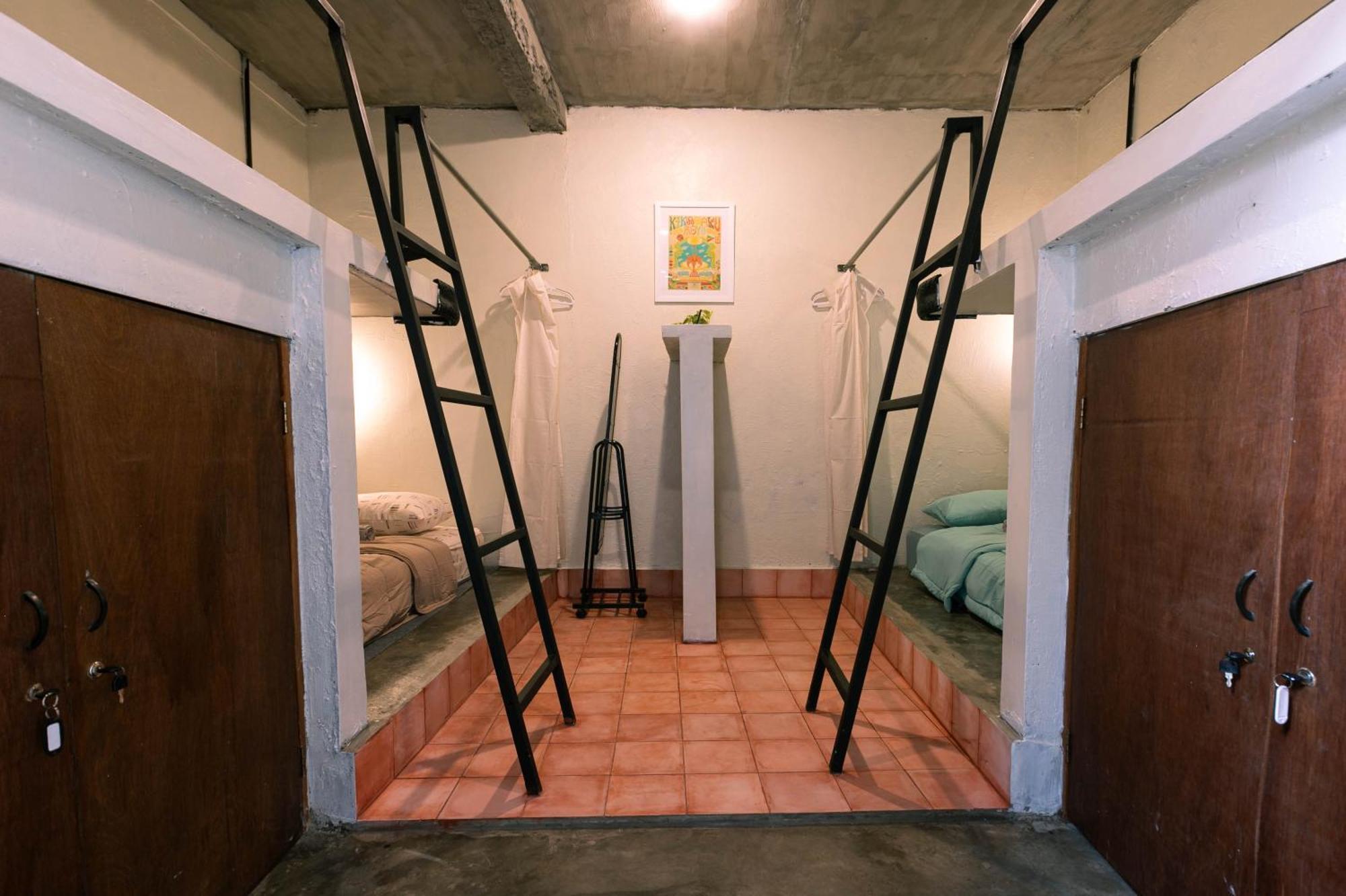 Sela Stay Jogjakarta Buitenkant foto